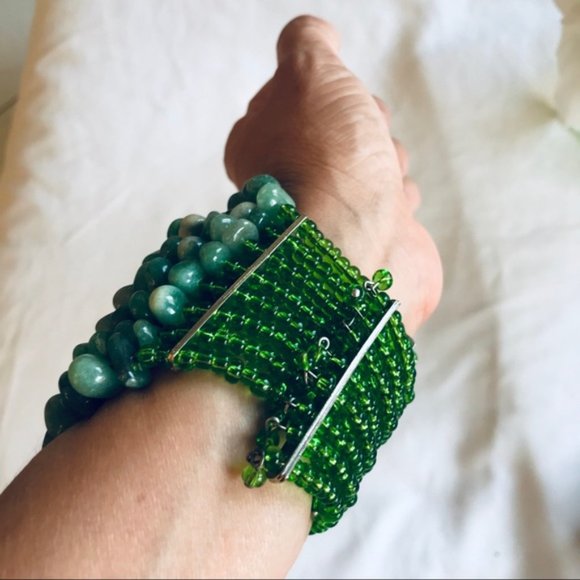 BoHo Handmade Beaded Chunky Bracelet - Green - Picture 2 of 6